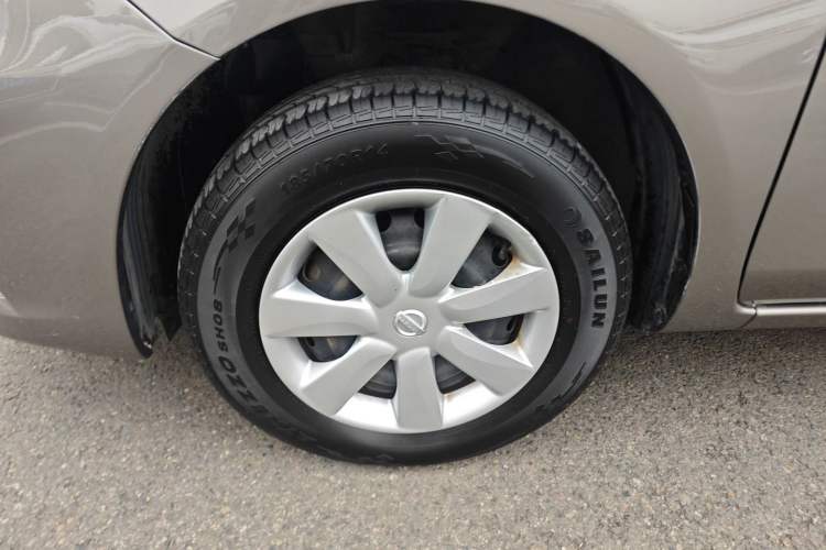 Used Nissan Sunny 2015 1.5XE Manual Comfort Edition