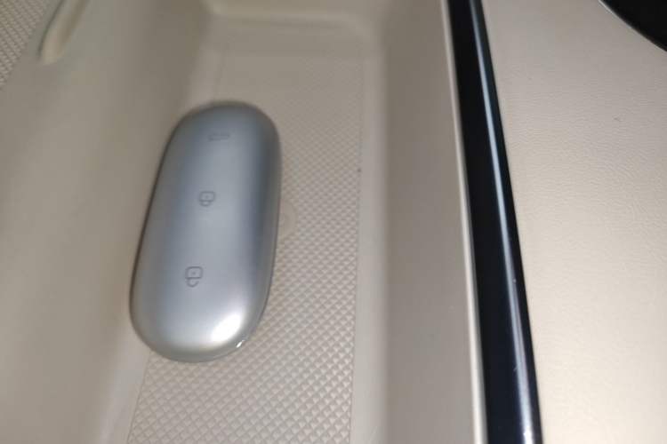 Used Li Auto L8 2023 Pro Model
