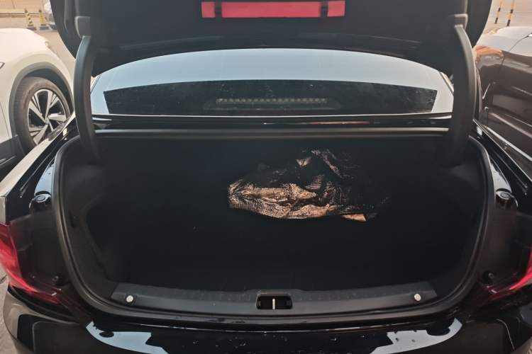 Used Volvo S90 2020 T5 Zhiyi Luxury Edition