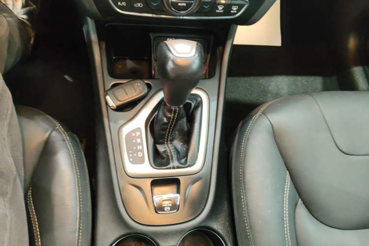 Used  Cherokee 2017 2.0L Superior Edition
