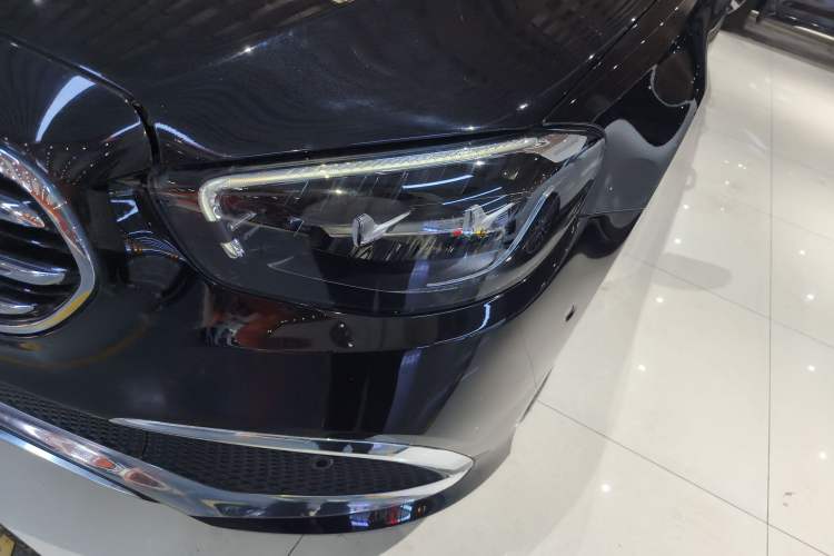 Used Mercedes-Benz E-Class 2023 Facelift E 260 L
