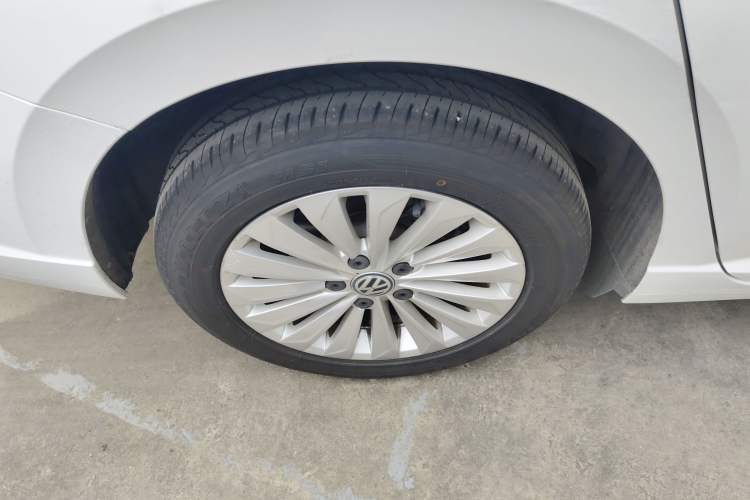 Used Volkswagen Lavida 2019 1.5L Automatic Comfort Edition China VI Standard