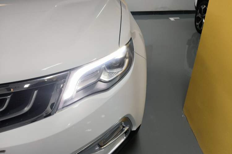 Used Geely Auto Emgrand X7 Sport 2016 1.8TD Automatic ZhiZun Version