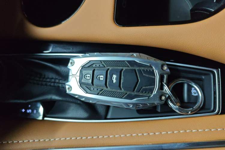 Used Toyota Avalon 2024 Dual-Motor 2.0L Luxury Edition
