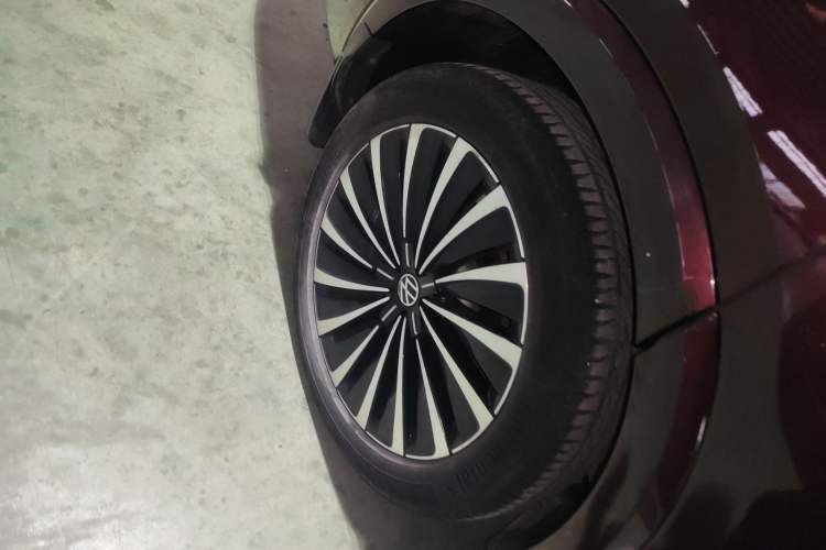 Used Volkswagen Viloran 2020 380TSI Prestige Edition
