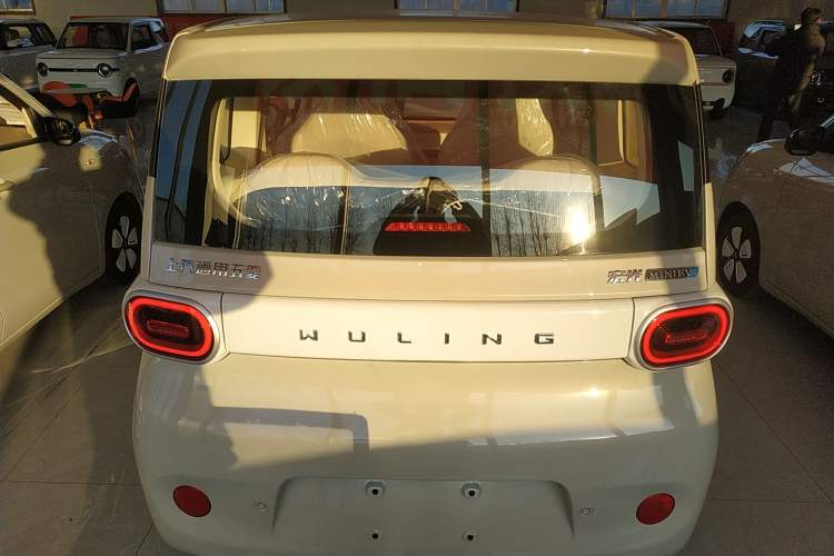 Used Wuling Hongguang MINIEV 2024 3rd Generation 215km Youth Edition