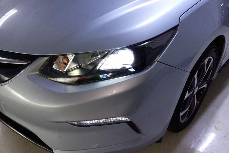 Used Buick VELITE 5 2017 Stylish Extended-Range Model
