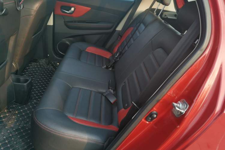 Used Haval H1 2016 Blue Label 1.5L AMT Urban Model