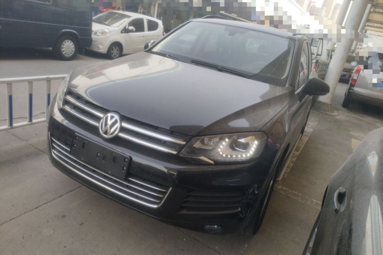 Used Volkswagen Touareg 2011 3.0 TSI Comfort Version

