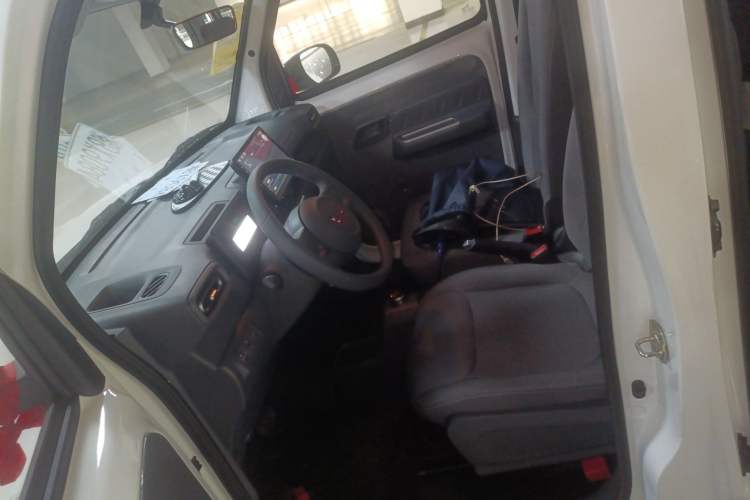 Used Wuling Zhiguang New Energy 2025 Comfort Model