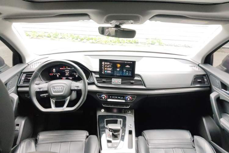 Used Audi Q5L 2022 40T Fashionable and Dynamic Model