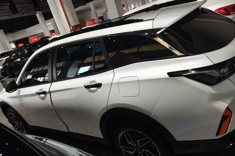 Used Dongfeng Aeolus Yixuan GS 2025 Mach-Edition 1.5L Automatic Starry Edition
