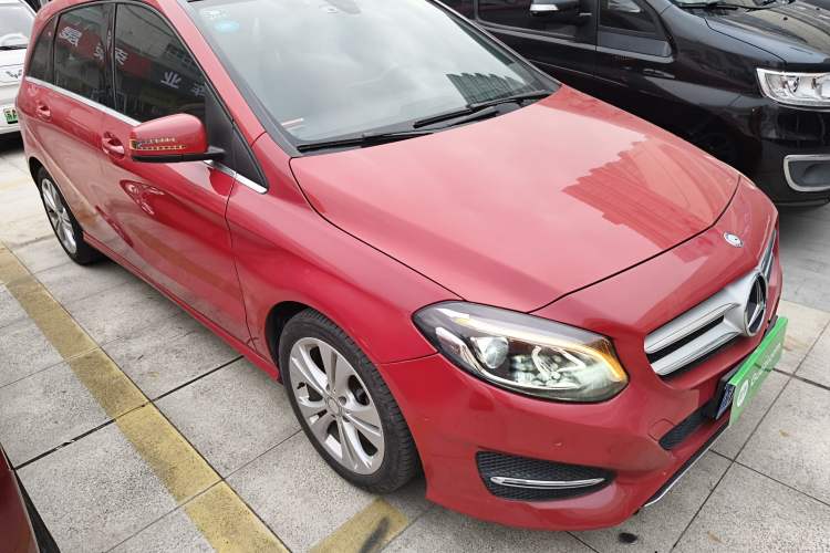 Used Mercedes-Benz B-Class 2015 B 200 Fashion Model
