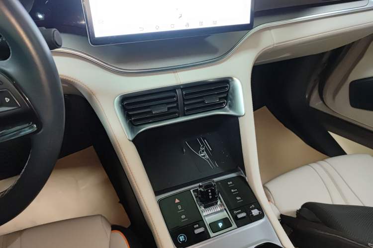 Used BYD Song PLUS New Energy 2024 Honor Edition EV 520km Luxury Model
