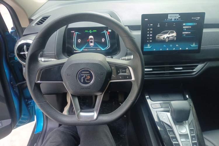 Used BYD Yuan New Energy 2019 EV535 Smart Connect Trendsetting Model
