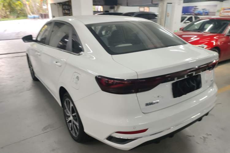 Used Geely Auto Emgrand 2022 4th Generation 1.5L CVT Flagship Model
