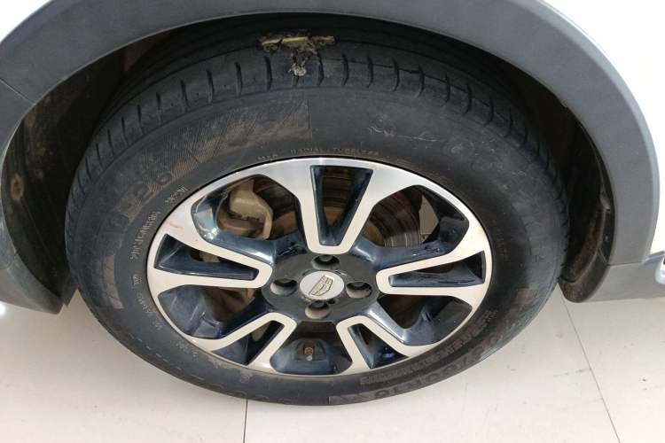 Used Geely Auto Vision X3 2017 1.5L Automatic Elite Model
