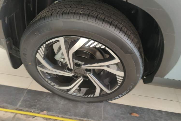 Used Geely Auto Emgrand X7 Sport 2023 Boyue COOL 1.5TD Smart Connectivity Model
