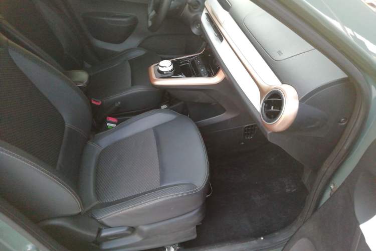 Used Dongfeng NAMMI BOX 2022 Champion Edition Light Wind Version 201KM Standard Model
