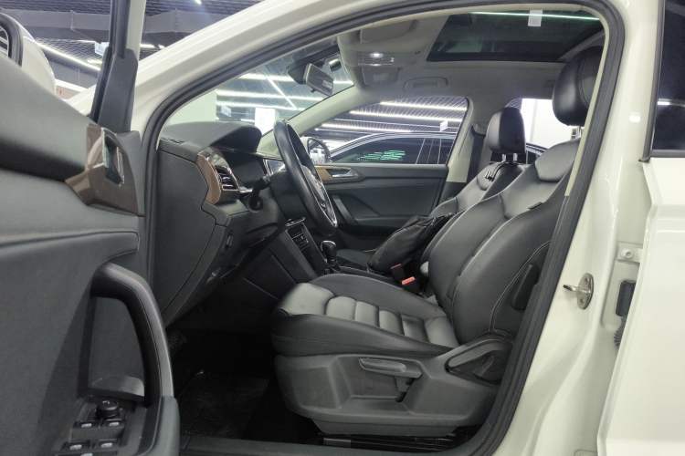 Used Volkswagen Tharu 2021 280TSI Two-Wheel Drive Comfort Edition