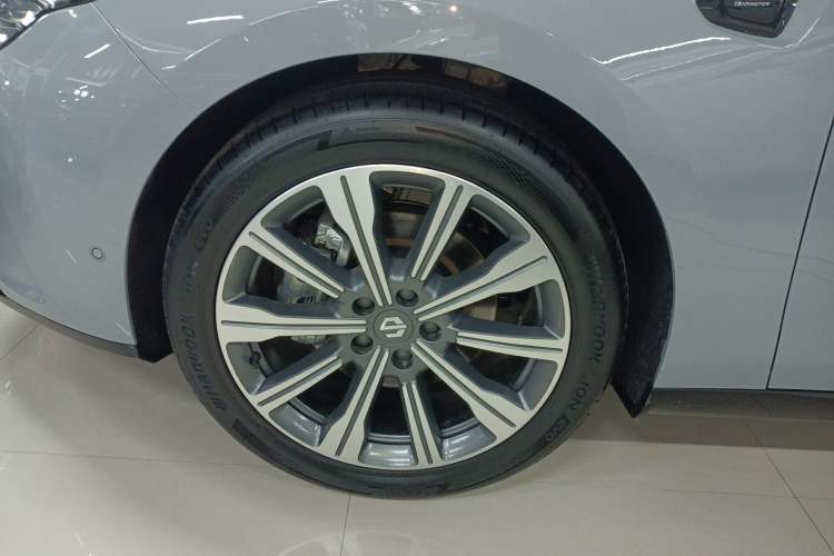 Used Leapmotor C01 2024 Range-Extended 216 Luxury Edition
