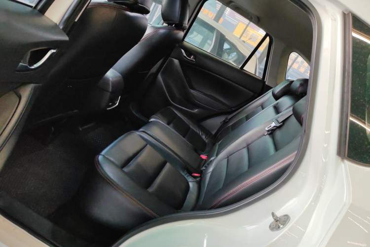 Used Mazda CX-5 2015 2.0L Automatic Two-Wheel Drive Urban Version
