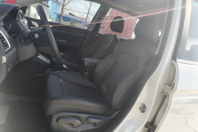 Used Haval M6 2019 1.5T DCT Two-Wheel Drive Elite Version China VI Standard