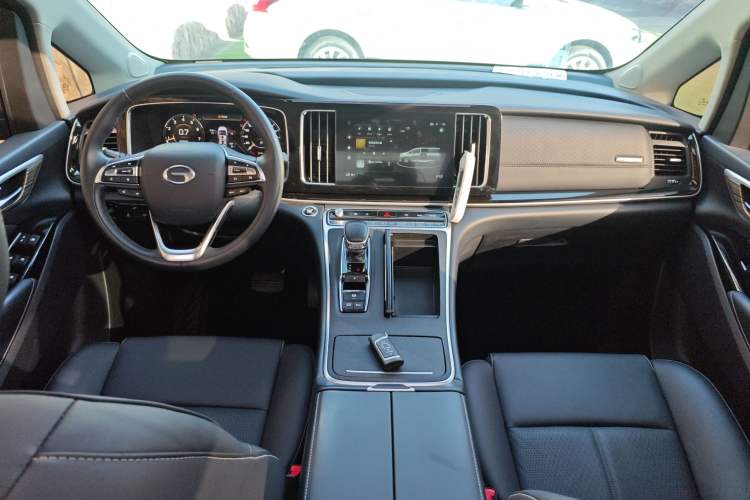 Used GAC Trumpchi M8 2023 Lingxiu Series 390T Prestige Edition
