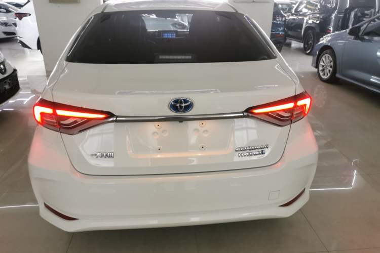 Used Toyota Corolla 2021 Dual-Motor 1.8L E-CVT Elite Edition