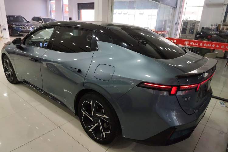 Used Lynk & Co 07 2024 EM-P 126 Long-Range Ultra