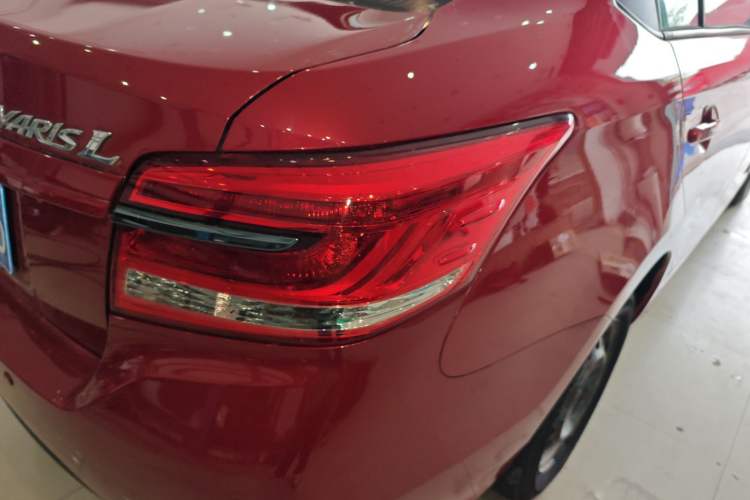 Used Toyota YARiS L 2017 1.5E CVT Dynamic Edition
