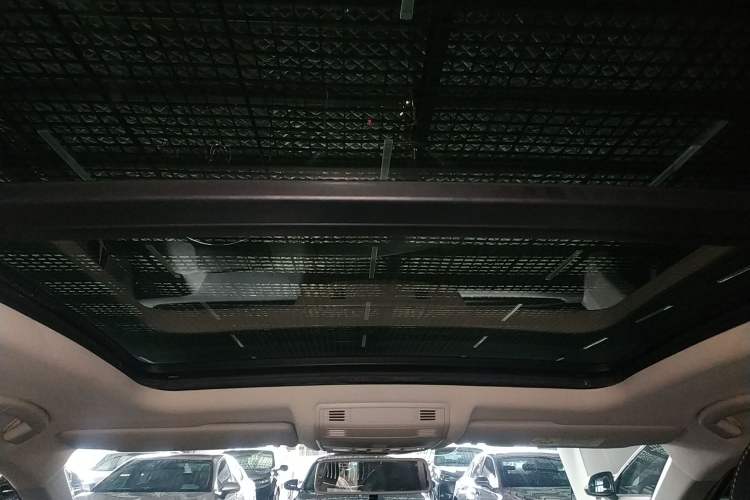 Used Volkswagen T-ROC 2021 Revised Version 280TSI DSG Two-Wheel Drive Elite Connect Edition