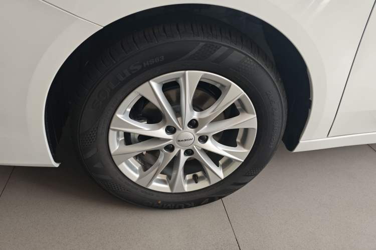 Used Roewe i5 2026 Model 1.5L CVT Luxury Version