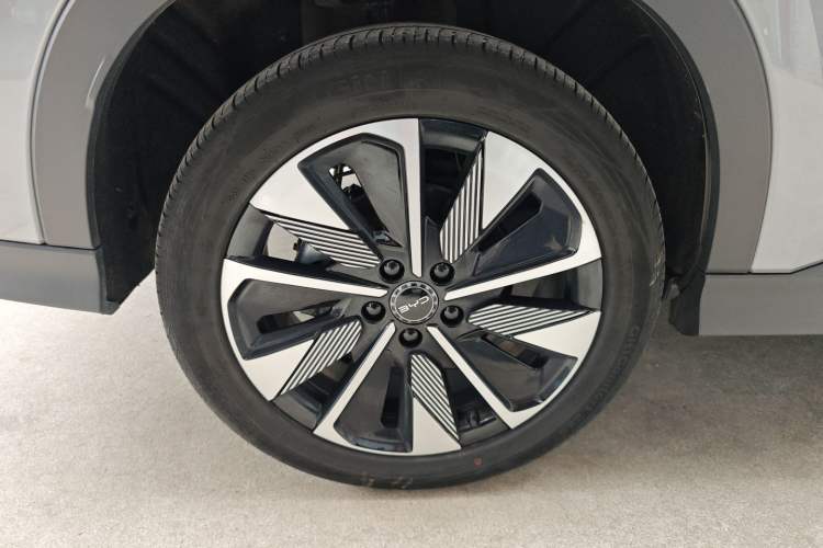 Used BYD Song PLUS New Energy 2024 Honor Edition EV 520km Premium Model