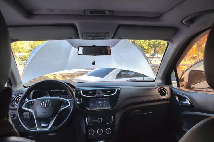 Used Brilliance V3 2016 1.5L Manual Smart Version
