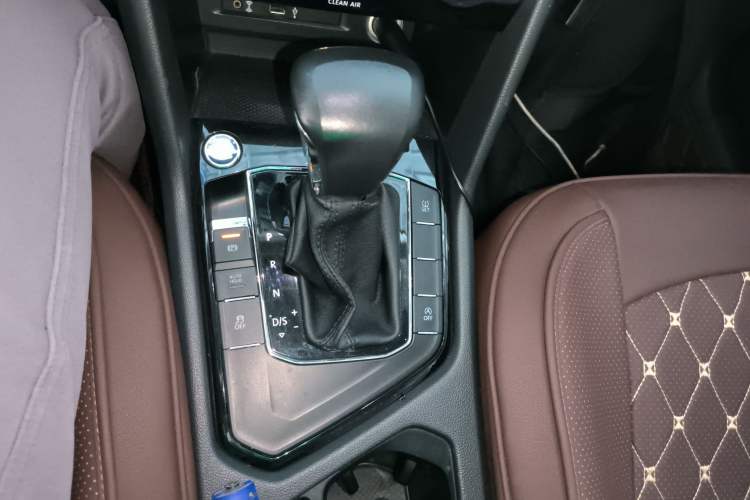 Used Volkswagen Tiguan L 2017 380TSI Automatic All-Wheel-Drive Luxury Edition