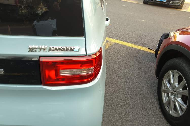 Used Wuling Hongguang MINIEV 2020 Freedom Version Lithium Iron Phosphate
