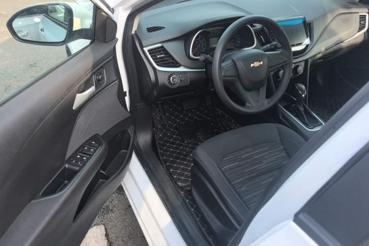 Used Chevrolet Cavalier 2019 320 Automatic Enjoyment with Sunroof

