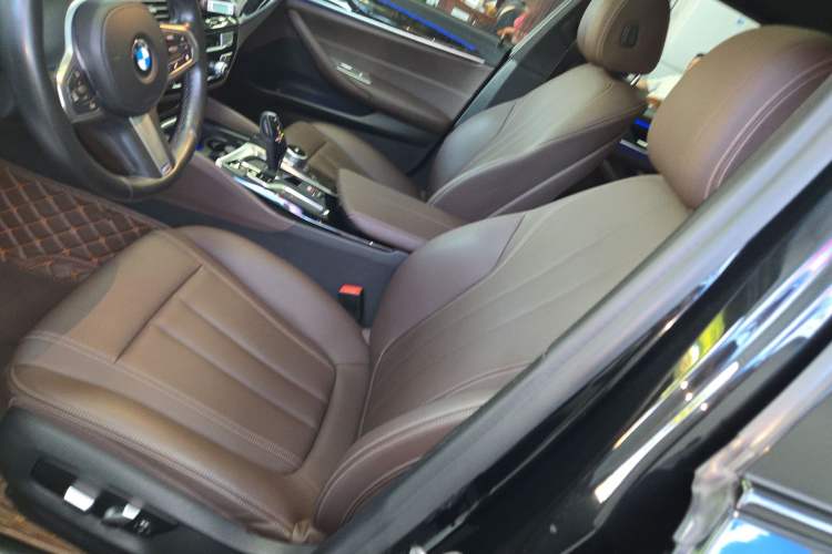 Used BMW 5 Series 2019 Restyled 525Li M Sport Package
