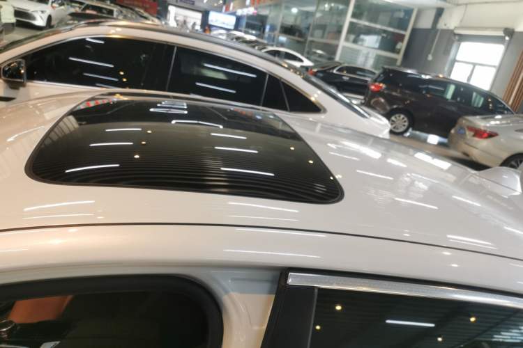 Used BMW 5 Series 2017 520Li Elegant Edition
