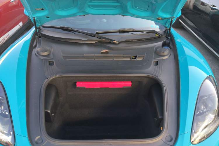 Used Porsche 718 2018 Cayman 2.0T
