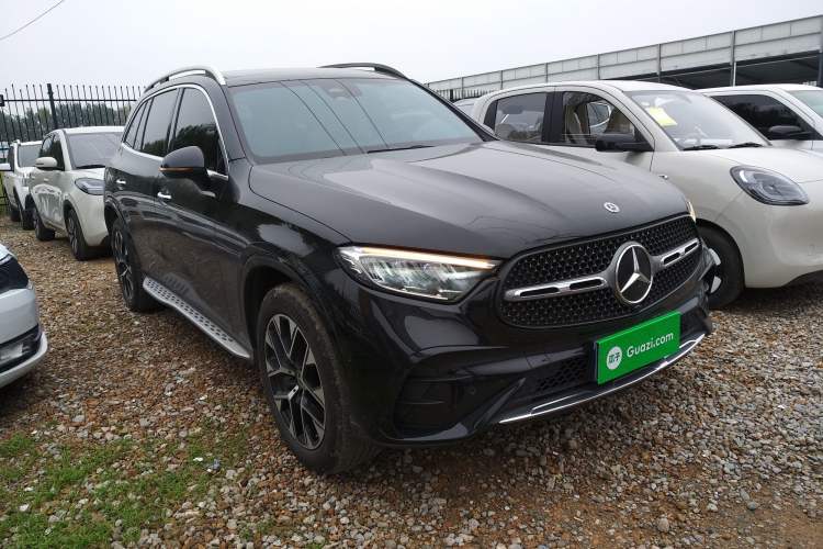 Used Mercedes-Benz GLC 2024 GLC 260 L 4MATIC Luxury Model 5 Seats
