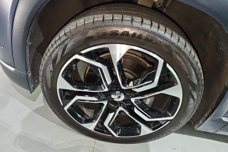 Used Nio ES8 2020 415 KM Signature Edition 7-Seater Version