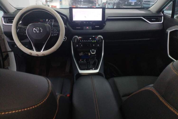 Used Toyota RAV4 2024 2.0L CVT Two-Wheel Drive Fashion Plus Edition