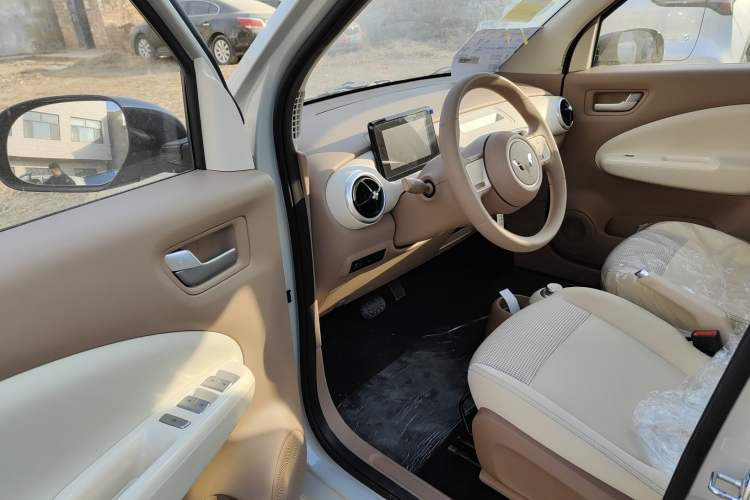 Used Wuling Hongguang MINIEV 2025 Four-Door Version Advanced Edition