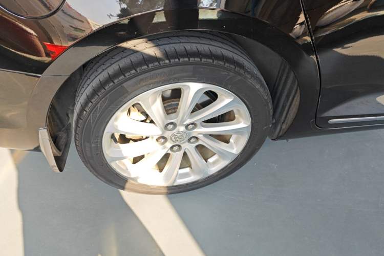 Used Buick LaCrosse 2013 2.0T SIDI Elite Tech Version
