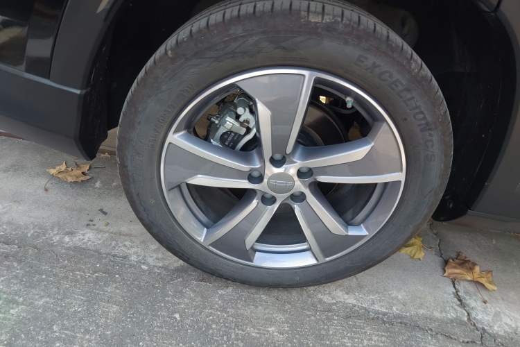 Used Geely Auto Haoyue L 2024 2.0T DCT Prestige Version
