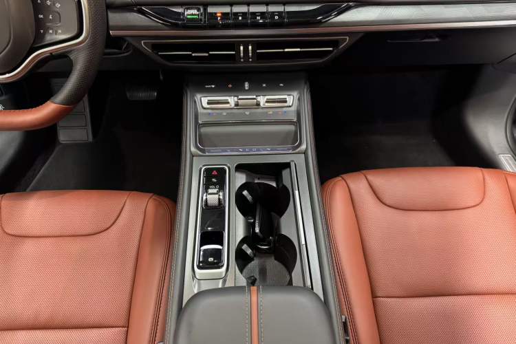 Used Lincoln Z 2022 iXiang Zunyi Edition
