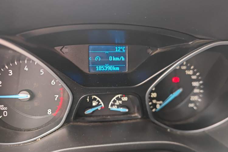 Used Ford Focus 2017 Sedan 1.6L Manual Fashion Edition Smart Drive Version
