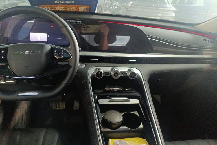 Used  Lingyun 2024 400T Two-Wheel-Drive King Edition
